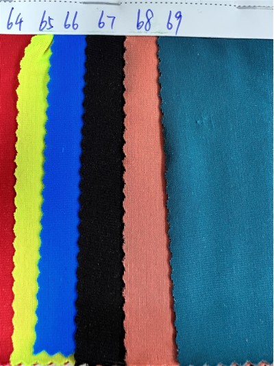 DG-BT  再生滌綸啞光萊卡  成分：：82%再生滌  18%氨綸  克重：180g/㎡ 幅寬：150CM 細節-6